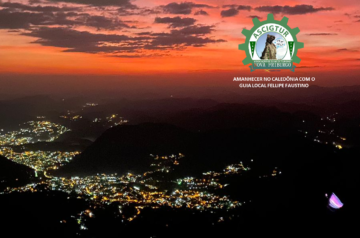 # O Amanhecer nas Nuvens: Uma Experiência Inesquecível no Caledônia em Nova Friburgo