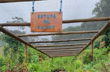 Sitio Acotirene experiência sensorial aos pés do Caledônia